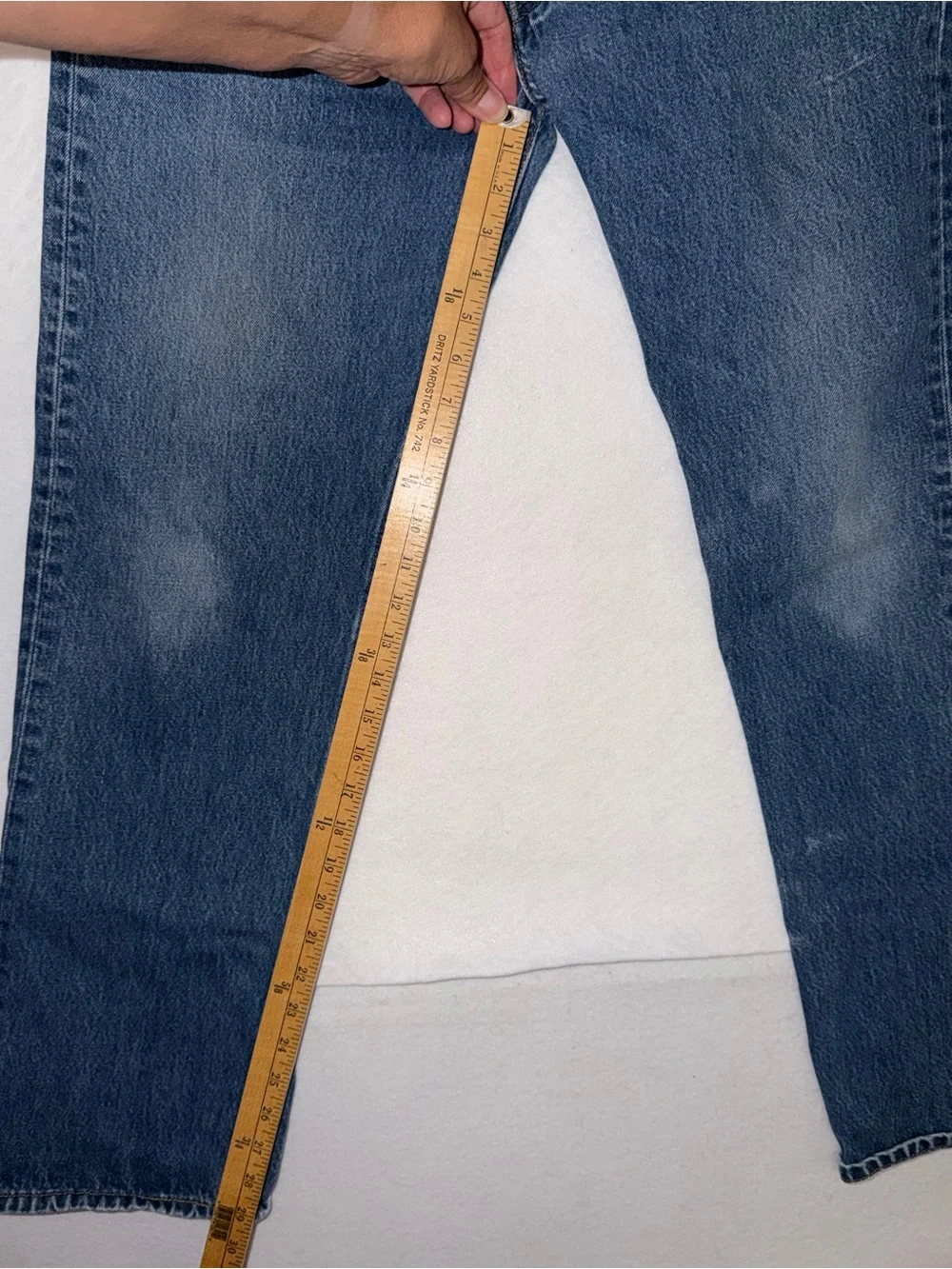 VTG 501 1997 Levi's Men's Medium Blue Relaxed Denim Jeans